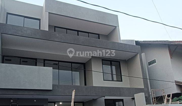 Rumah Kondisi Bangunan Baru di Bukit Sari Semarang 1