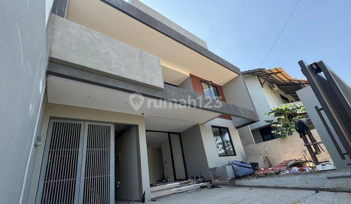 Rumah Bangunan Baru di Bukit Sari Semarang 1