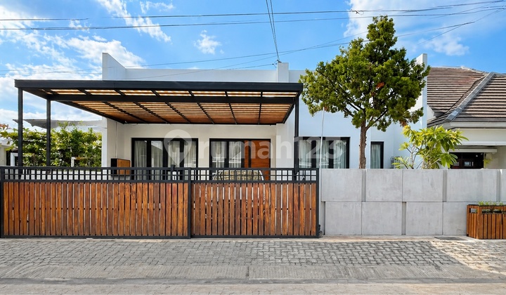 New House in Puri Anjasmoro, West Semarang 1