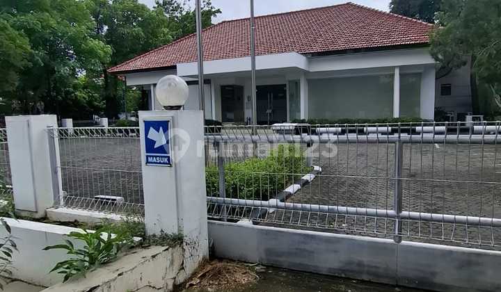 Gedung Ex Bank di A. Yani Simpanglima Semarang 1