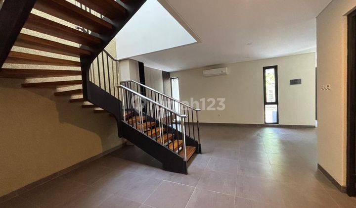 Rumah Kondisi Baru Di Candigolf Semarang 2