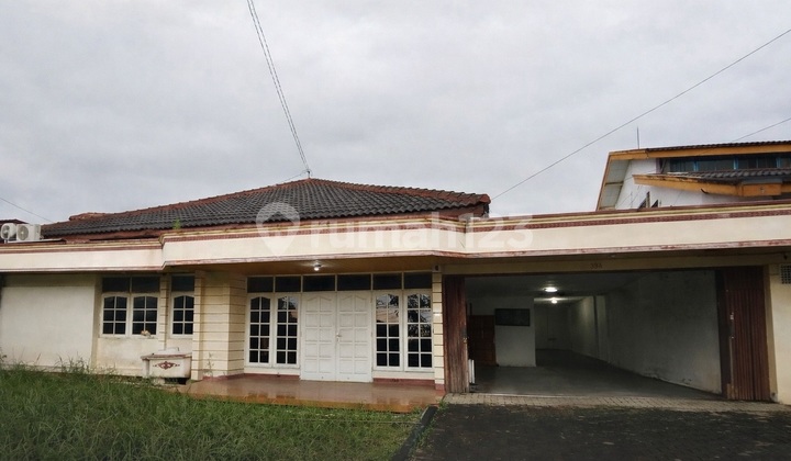 Big House in Tumpang Gajahmungkur Semarang 1