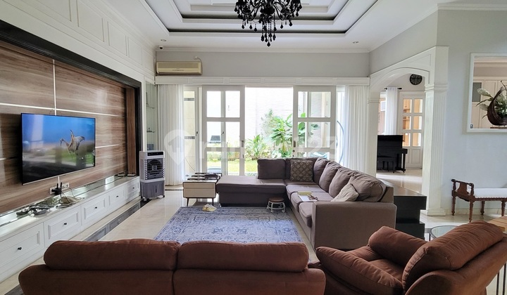 Rumah Mewah Furnish Graha Padma Semarang 1