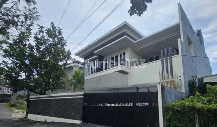 Rumah Bagus di Gajah Mungkur Semarang 1