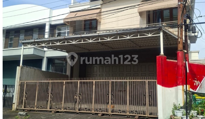 Nice Shop House in Ki Mangunsarkoro, Central Semarang 1