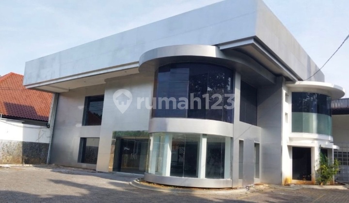 Bangunan Cocok Untuk Showroom Di Semarang 1