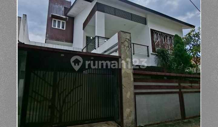 Affordable City Center House in Taman Beringin Semarang 1