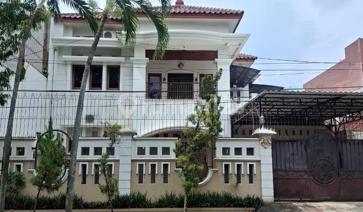 City Center House in Atmodirono Semarang 1