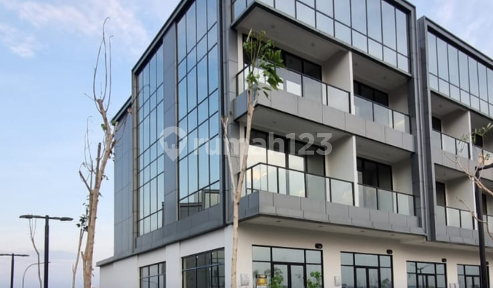 Rukan Hook Mega Kuningan at PIK 2 Rukan Hook Mega Kuningan at PIK 2