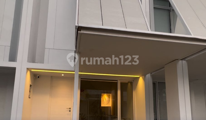 Rumah Minimalis Tabebuya Bsd City