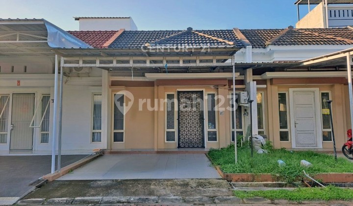 Ready-to-Occupy House at The Amaryllist Residence Tanjung Bunga 1