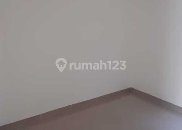 RUMAH TERMURAH BISA KPR NEMPEL TOL PONDOK CABE 8