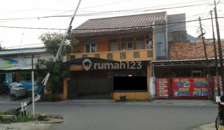 Rumah di jalan utama Pondok Bambu, Duren Sawit, Jakarta Timur 1