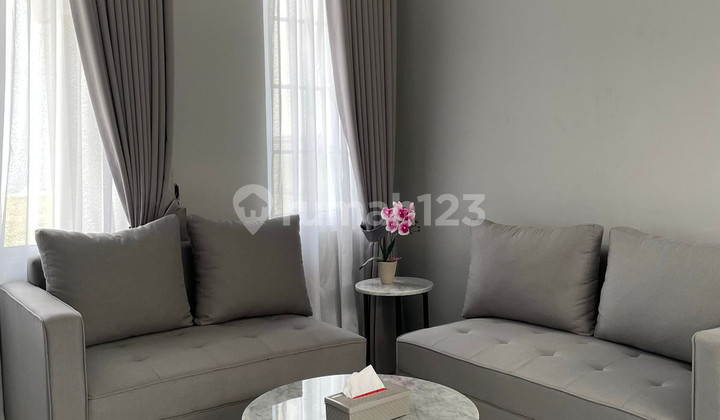 Rumah 2 Lantai Di Cluster La Seine Jakarta Garden City S7770