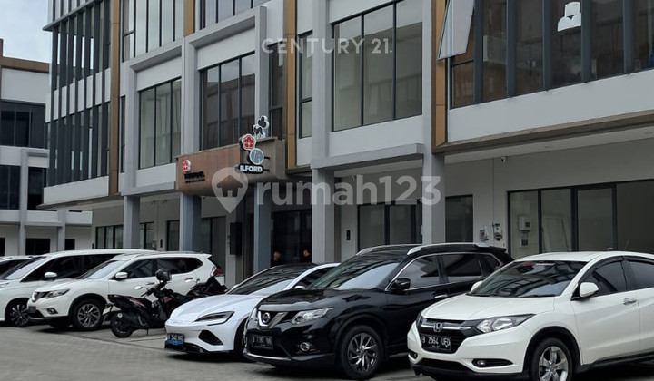 Brand New 3-Storey Shop House in Maggiore Square Gading Serpong NS0167