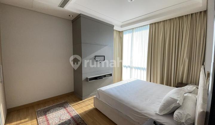 kamar tidur apartemen premium the peak sudirman