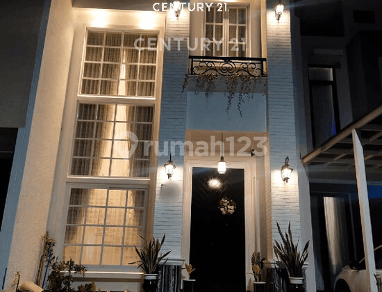 Rumah Modern Clasic Siap Huni Dan Murah Di JGC S8824