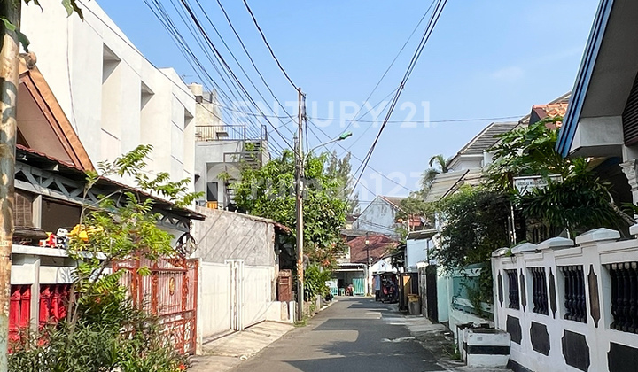 Rumah Lokasi Strategis Cocok Dibangun Kost Di Kayu Putih S8915 2