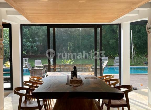 Rumah Bagus Lux Taman Luas Ada Pool  Di Pesanggrahan Jaksel S8935