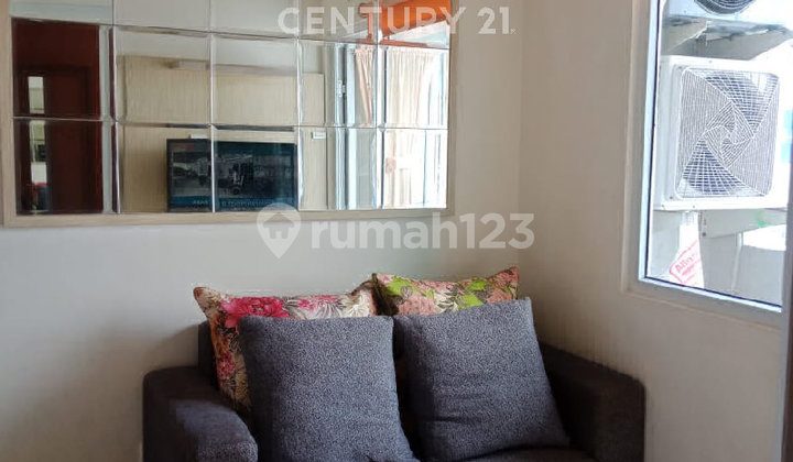 Green Pramuka Apartment 2 BR Tower Penelope 26th Floor Corner S9096