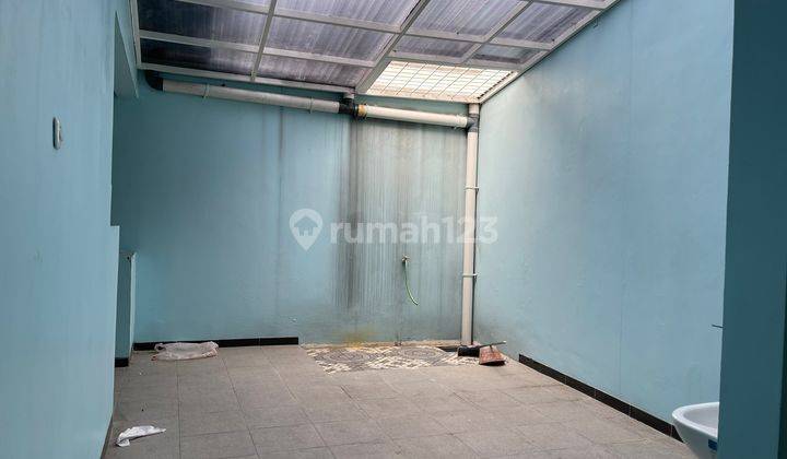 Disewakan Ruko Lokasi Strategis di Harapan Indah Bekasi 4