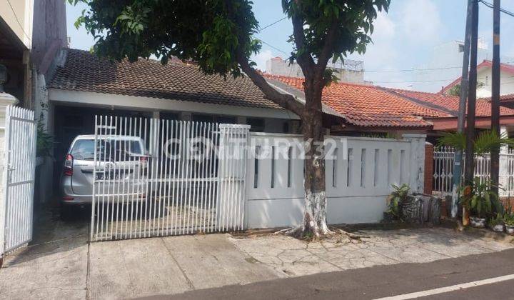 Dijual Rumah Kayu Putih Jakarta Timur 1