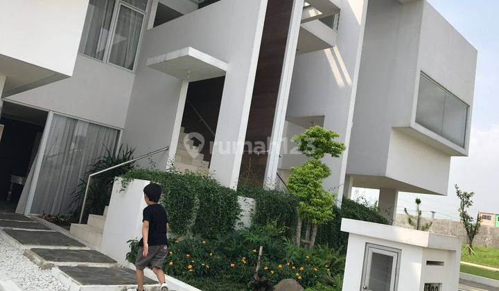 Dijual Cepat Rumah Cantik Siap Huni, di Asera One East. Kota Harapan Indah, Bekasi.  1