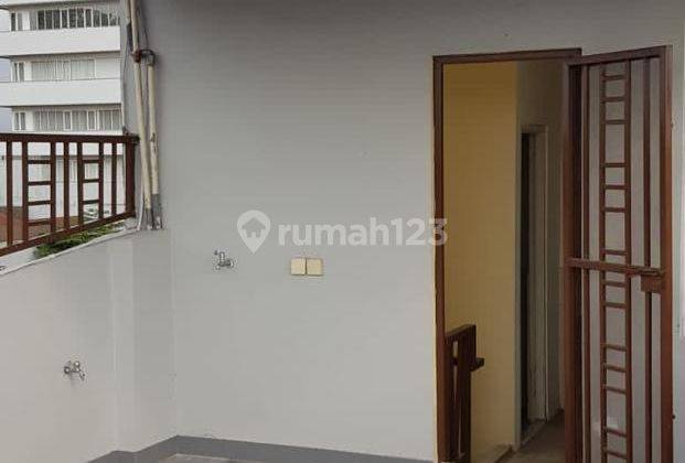 Dijual Cepat Disewakan Segera Rumah Minimalist di Tanjung Duren Selatan Jakarta Barat 2