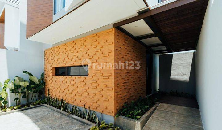 Hunian Exclusive 2 Lantai Cluster By Ciputra Group Tabanan 2