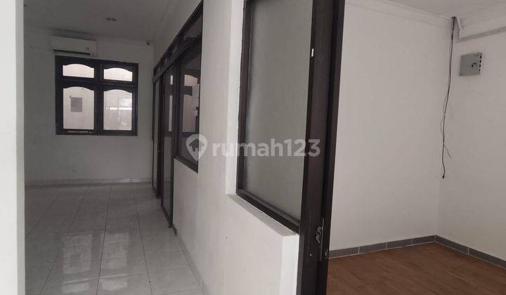 Disewakan Rumah Bisa Untuk Online Shop Di Taman Palem 2