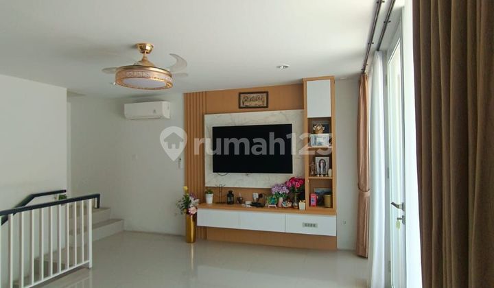 For Sale: Ready-to-Occupy and Beautiful Fully Furnished House in Citra 8 For Sale: Ready-to-Occupy and Beautiful Fully Furnished House in Citra 8