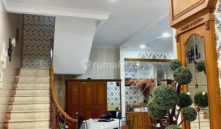 Dijual cepat rumah mewah di Taman palem lestari, siap huni 2