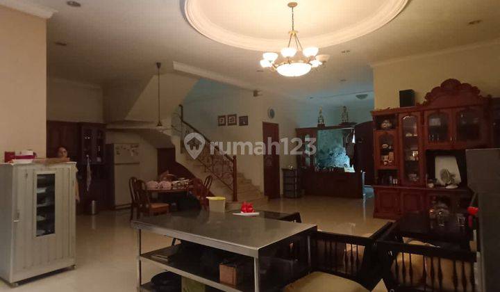 Dijual cepat rumah bagus 2 Lantai di Taman palem lestari  1