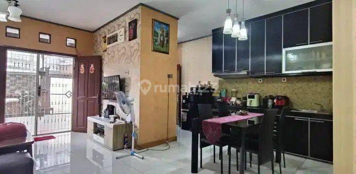 Dijual rumah rapih dan siap huni 2 Lantai di Taman palem lestari 1