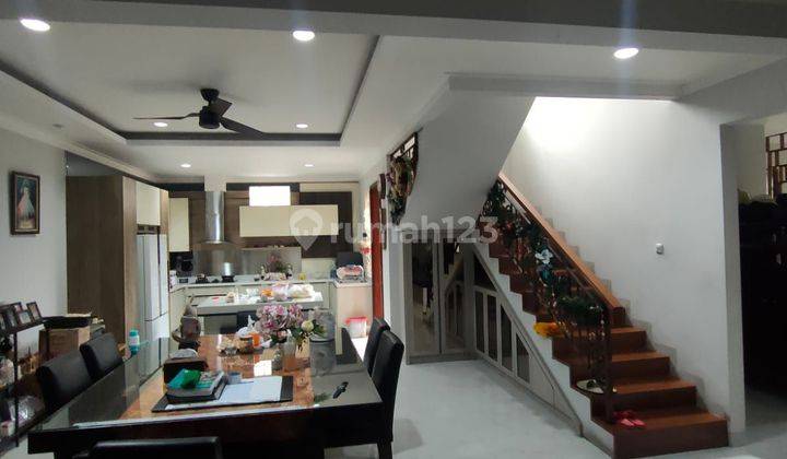 Dijual rumah cantik posisi hoek di Citra garden 2, siap huni 2