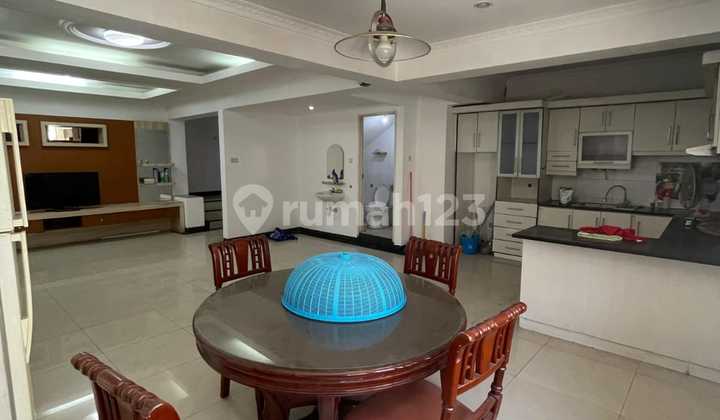 Dijual Town House Mewah Bagus 3 Lantai Di Kondominuim Rajawali 2