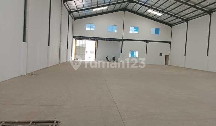 For Rent: Nice Warehouse with Existing Office in Cikupa For Rent: Nice Warehouse with Existing Office in Cikupa