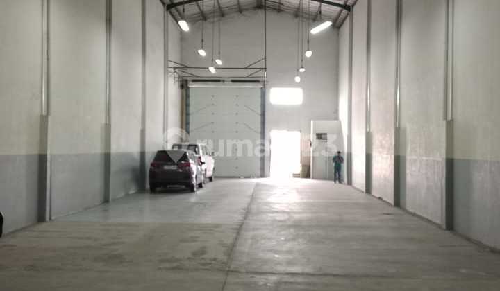 Warehouse for Sale, Rare Find, Ready to Use in Bizpark Daan Mogot