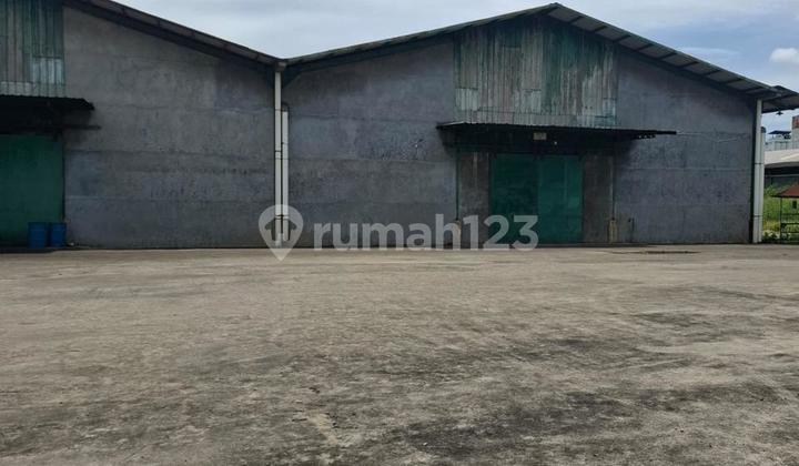 For Immediate Rent: Ready-to-Use Warehouse with 40 Feet Access in Jatiuwung.