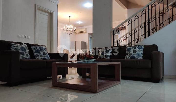 Dijual Rumah Mewah 3 Lantai Rapih Dan Bagus Di Alam Sutera 2