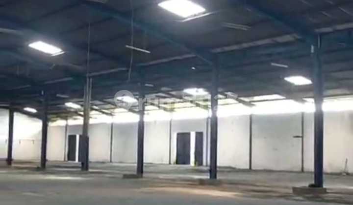 For Rent Quickly, Good Warehouse Already Renovated in Bitung. For Rent Quickly, Good Warehouse Already Renovated in Bitung.