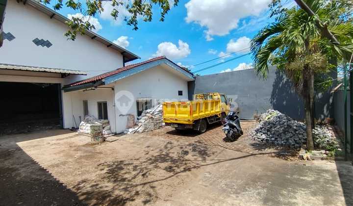 Disewa Gudang Sedang Renov Terima Siap Pakai di Kav Dpr, Cipondoh