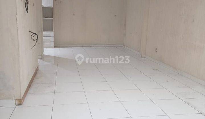 Disewakan Cepat Rumah 2 Lantai Di Green Court 2