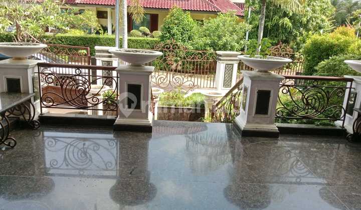 Di Jual Rumah Mewah 3 Lantai Di Pantai Mutiara
