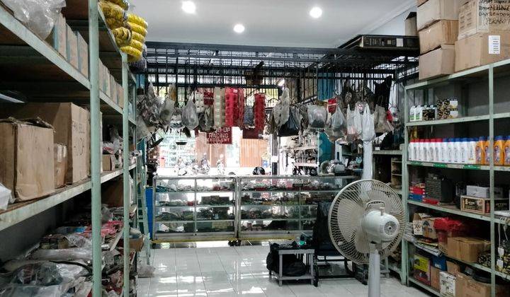 Disewakan Ruko 3 Lantai Sangat Strategis Di Jalan Utama 1