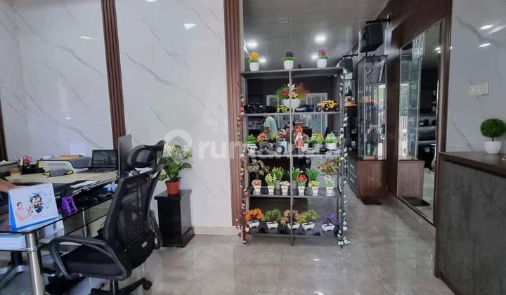 Dijual Rumah Mewah Furnished 3 Lantai Di Citra 5 2