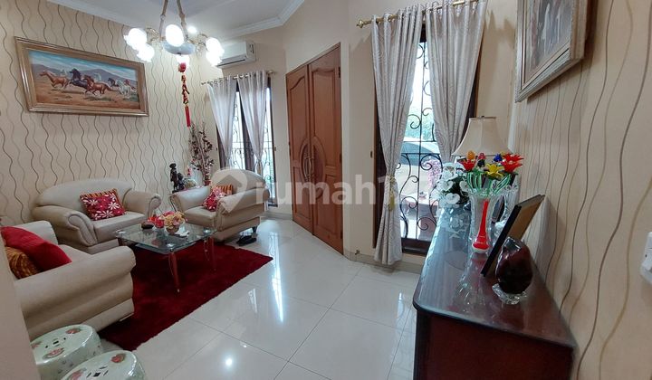 Dijual Rumah Bagus Dan Siap Huni Semi Furnish Di Duta Garden Dijual Rumah Bagus Dan Siap Huni Semi Furnish Di Duta Garden