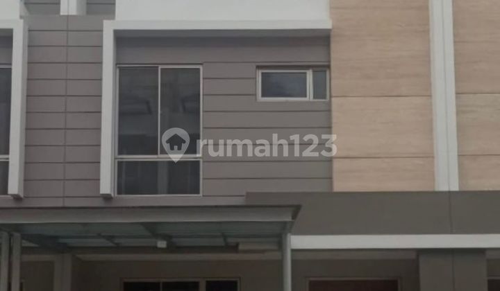 Dijual Rumah 3 Lantai Siap Huni di Golf Island Pik