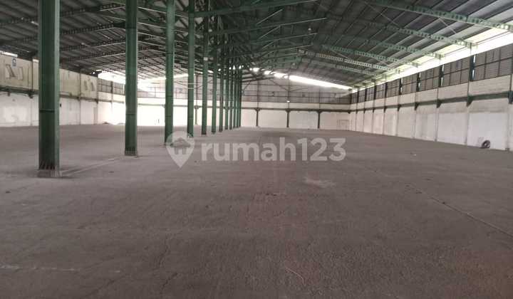 For Rent: 8,400 sqm Warehouse in Taman Tekno Area, BSD For Rent: 8,400 sqm Warehouse in Taman Tekno Area, BSD