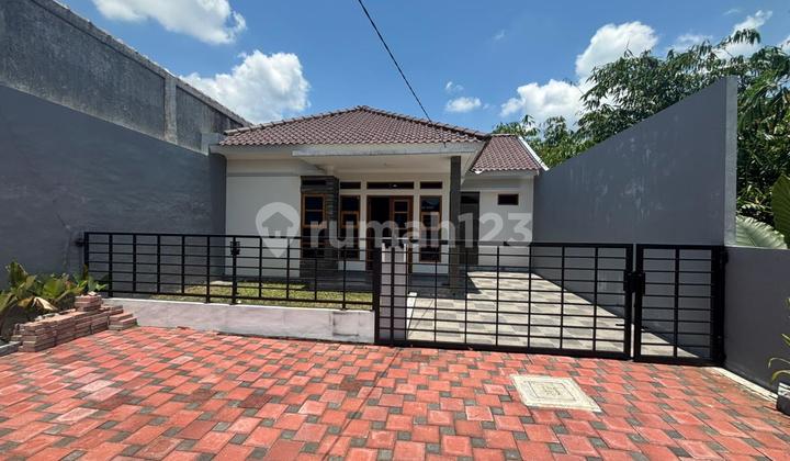 Rumah Bagus Bangunan Baru Siap Huni 1 Lantai Di Tegalrejo Salatiga Rumah Bagus Bangunan Baru Siap Huni 1 Lantai Di Tegalrejo Salatiga